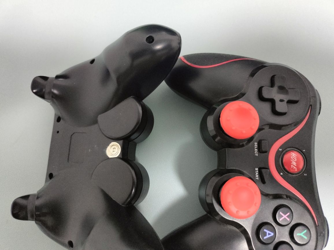 Joystick, gamepad. Pult.