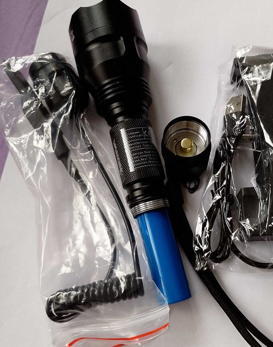 Лед фенер с 8 вестфаер