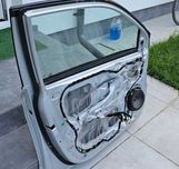 Usa fata Hyundai i20 (2015)