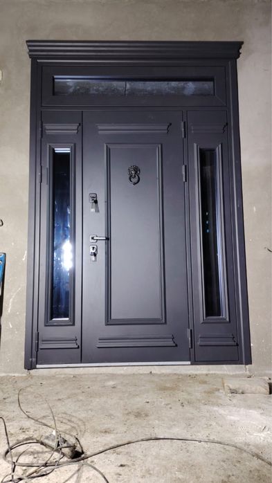 Установка входных дверей