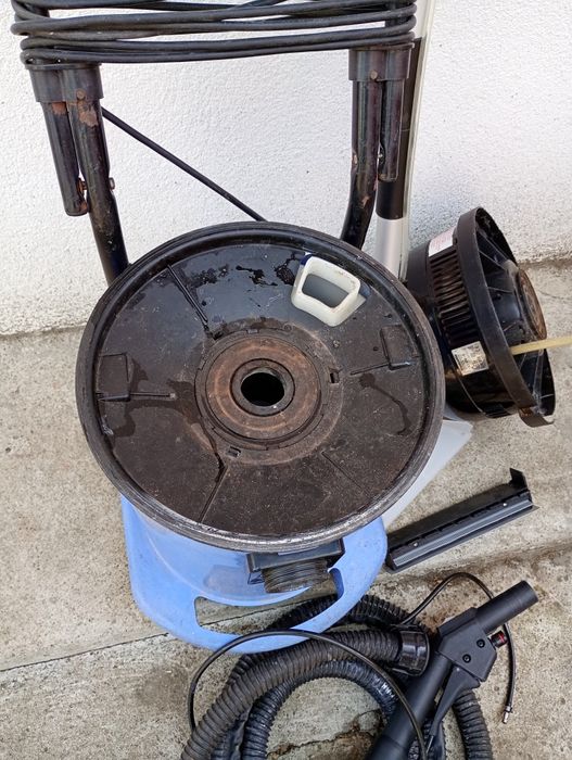 Aspirator Numatic injecție extracție