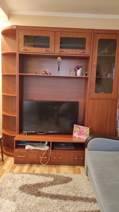 Продам стенку для гостиной