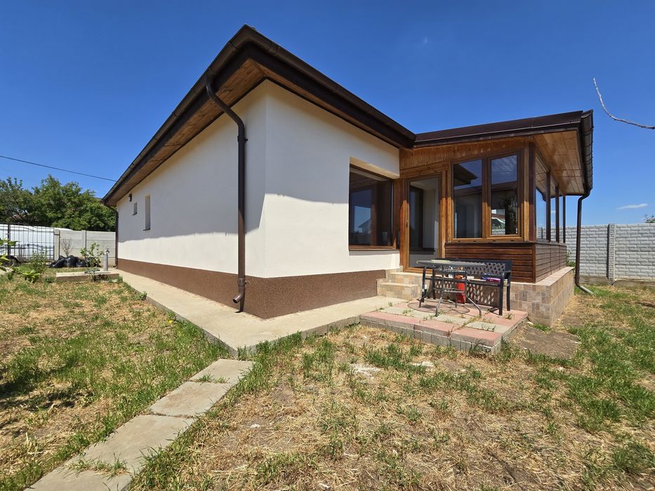 Casa/vila 4 camere comuna berceni