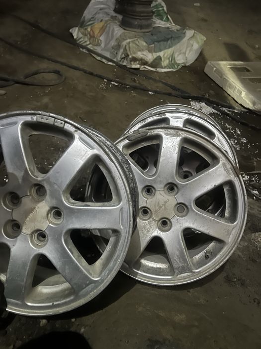 Титановый диск сатылады урылмаган 15 тік