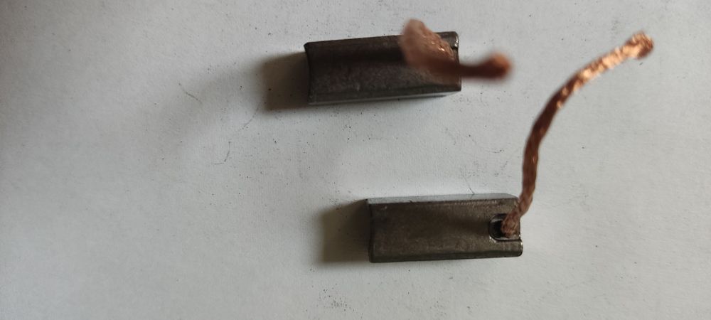 Cărbuni aeroterma auto cu conținut ridicat de cupru