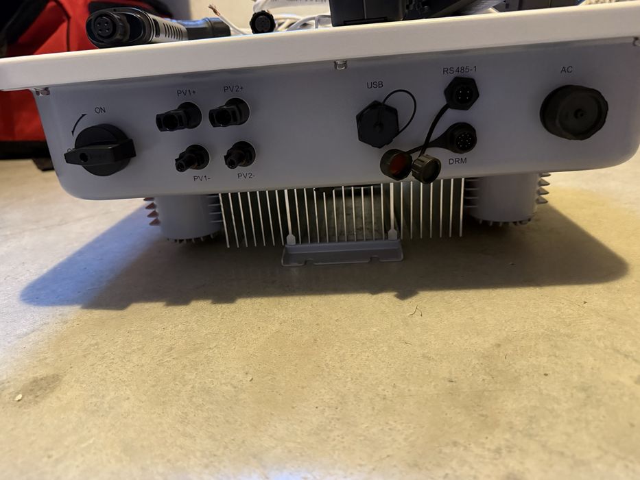 Продавам Мрежови инвертор V-Tac 8 kw