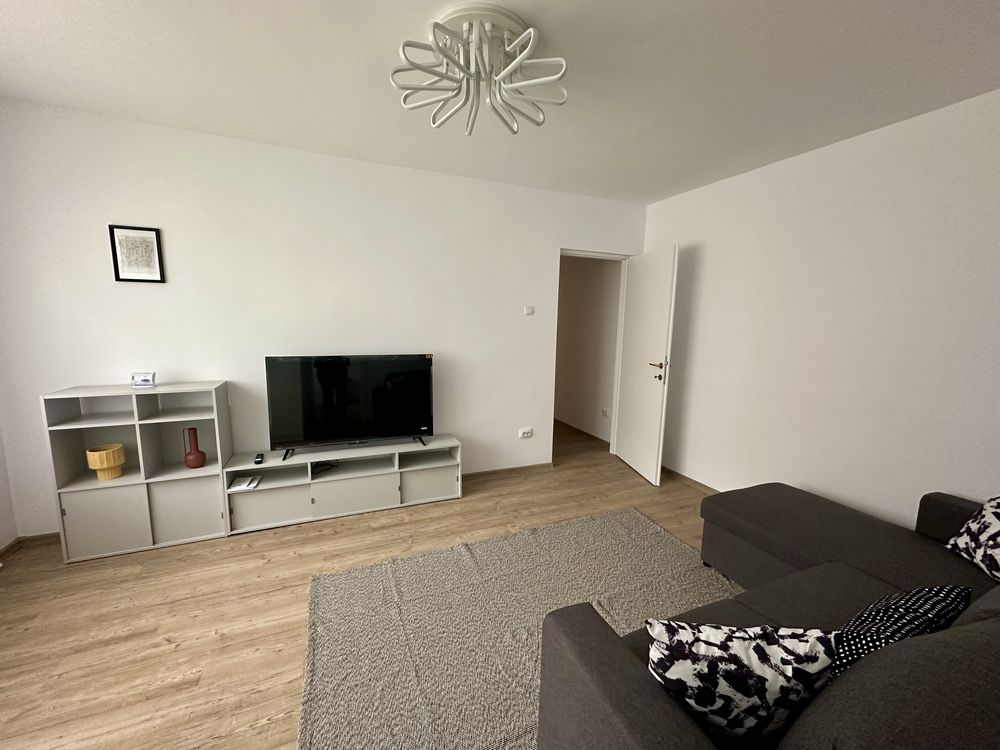 Inchiriez Apartament 2 Camere, Ultracentral, Parter