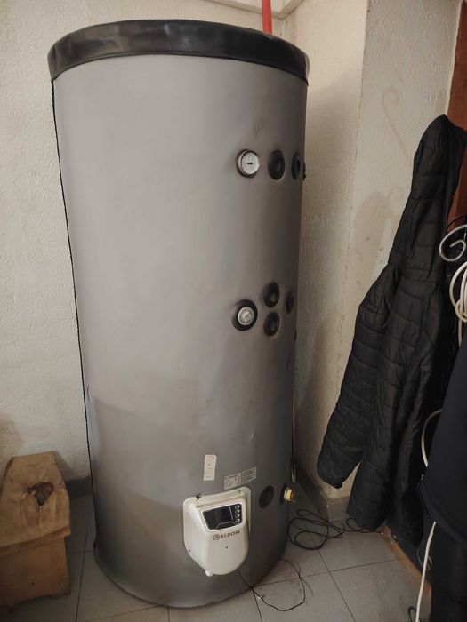 500 л бойлер за термопомпа и котле