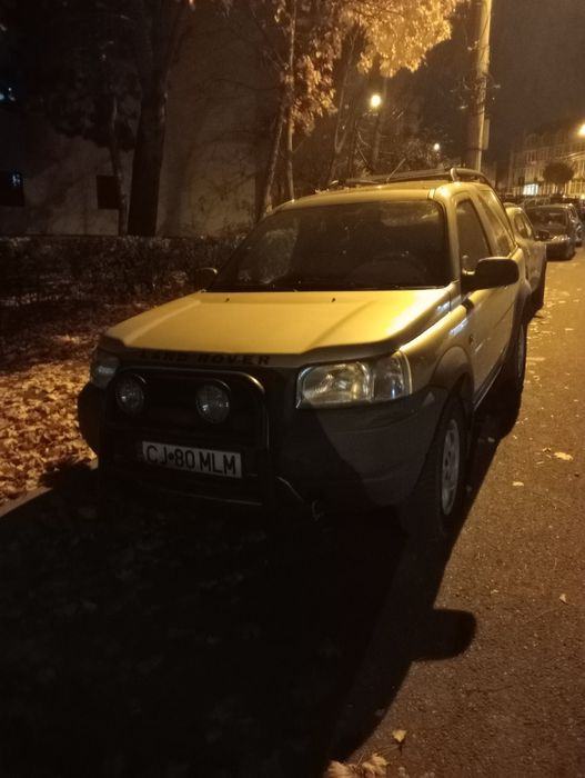 Vând auto Land Rover,an fabricație 2001, preț 2500 euro,negociabil