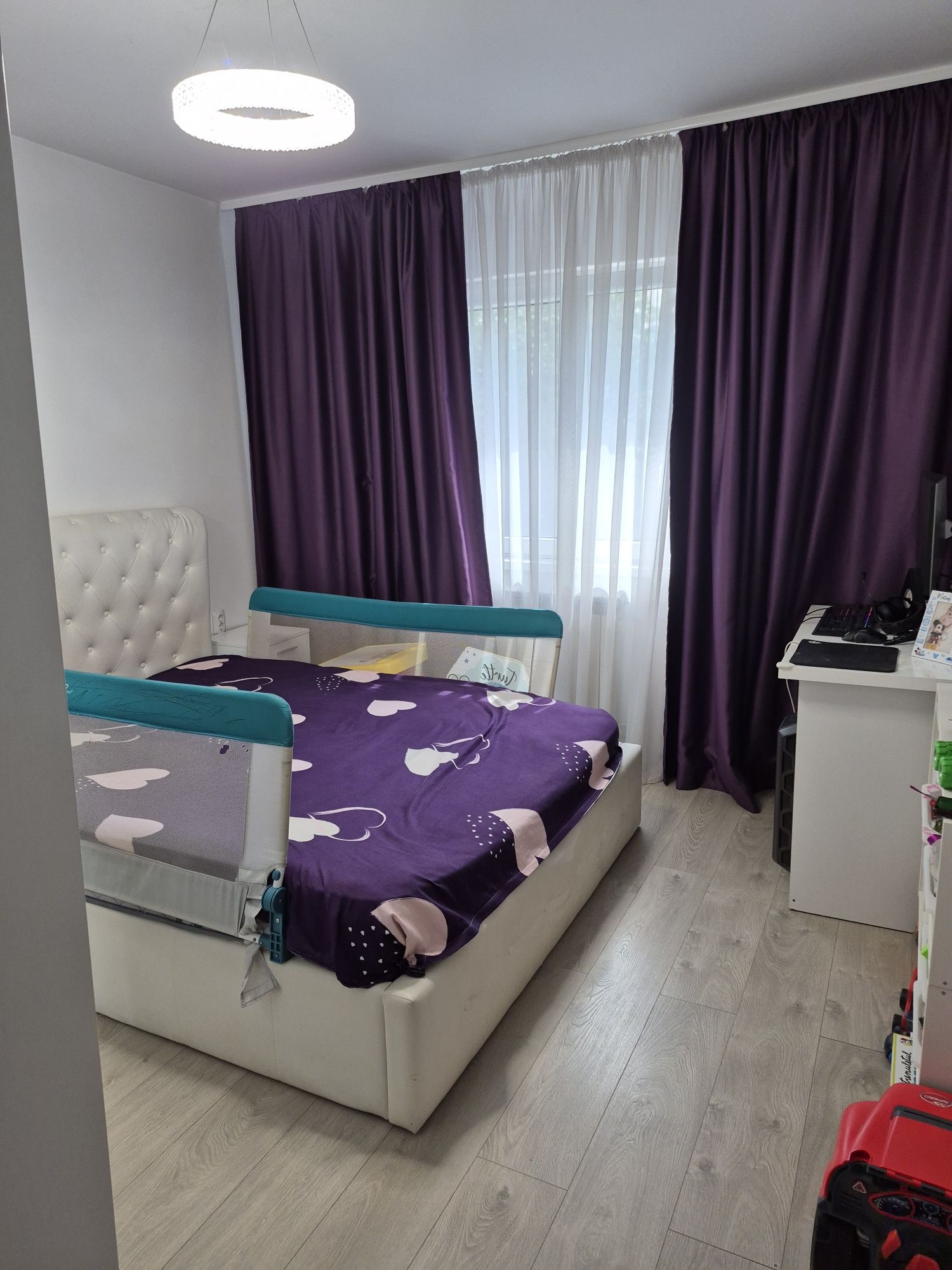 Vand Apartament 2 camere, Str Emil Racovita 31, Sector 4