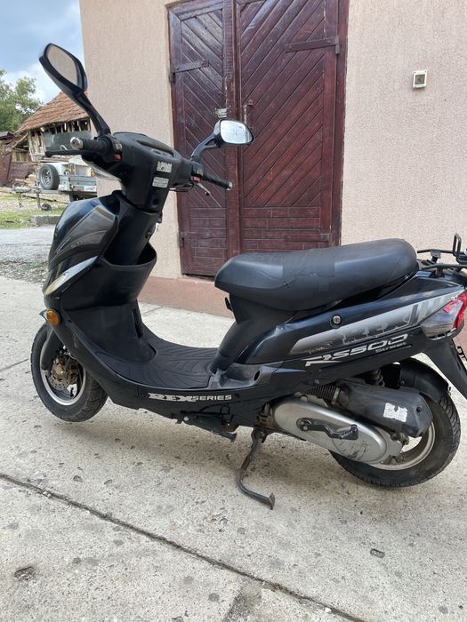 Vand scuter 49 cc