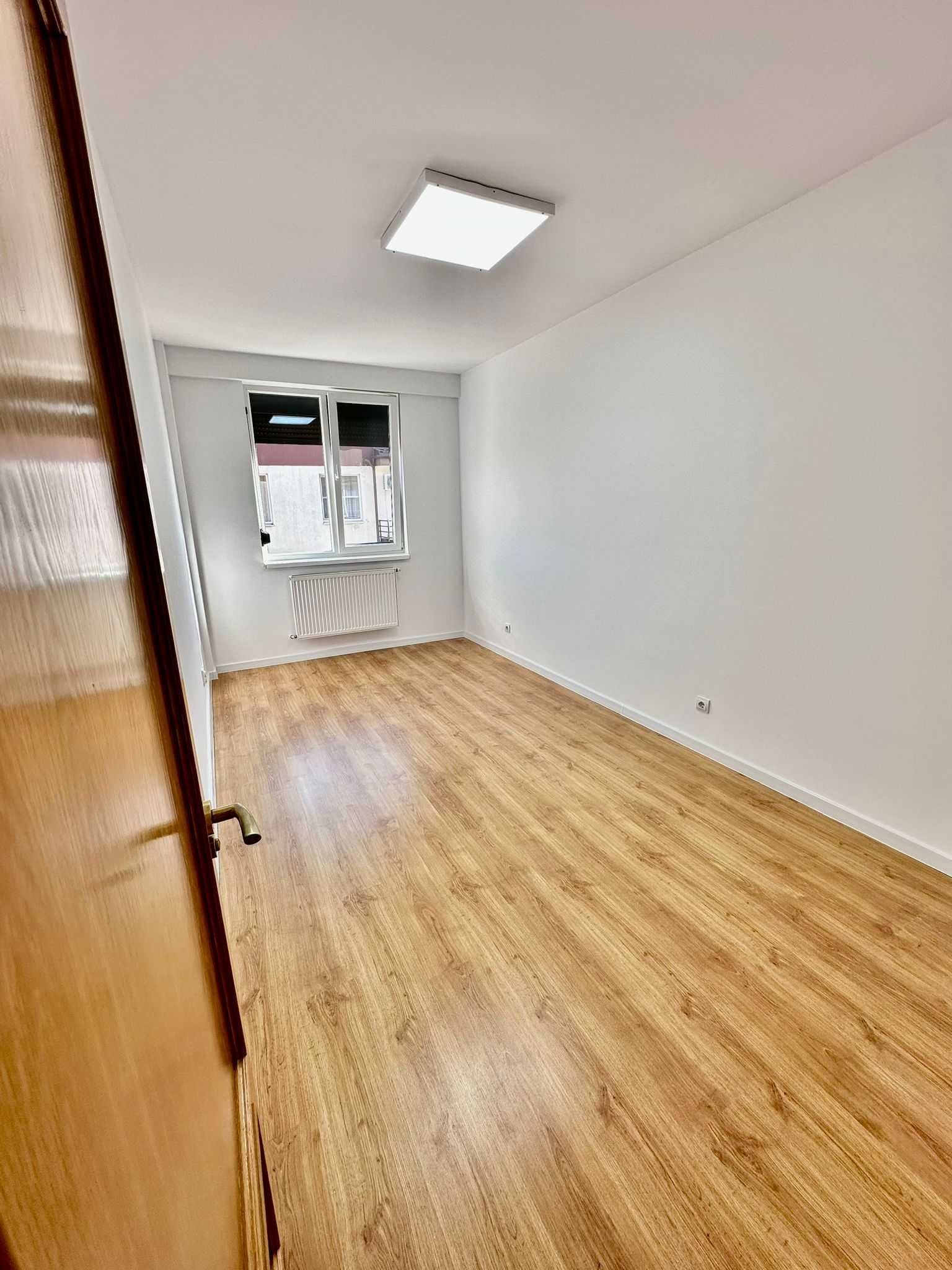 Apartament 2 Camere Magurele - Bragadiru, 10min Bucuresti, Loc Parcare