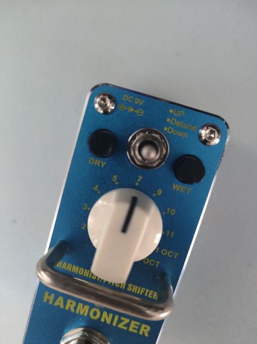 Stomp box efect Harmonizer/pitch shifter