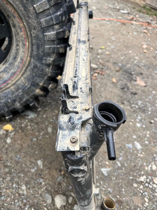 Vand radiator nissan patroly60