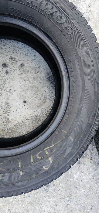 215 70 R 15 C Hankook Iarna