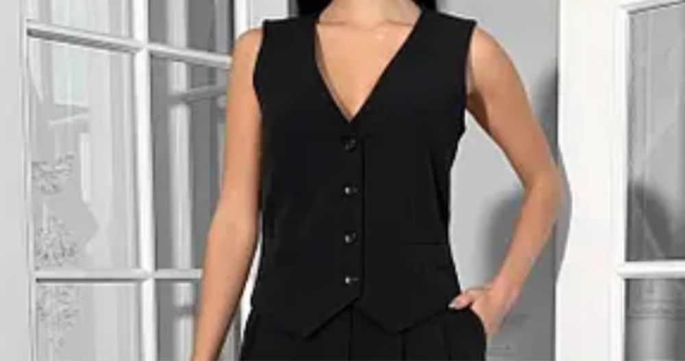 желетка НОВЫЙ ,размер стандарт