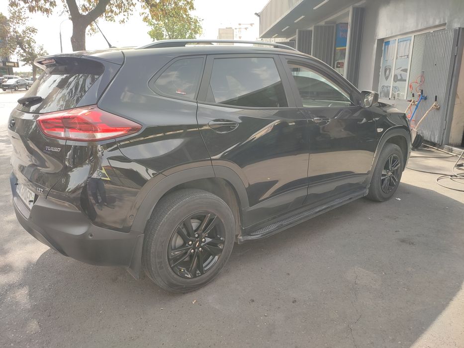 Treker 2 zavod R16 diska balon sotiladi  qoraga boyalgan