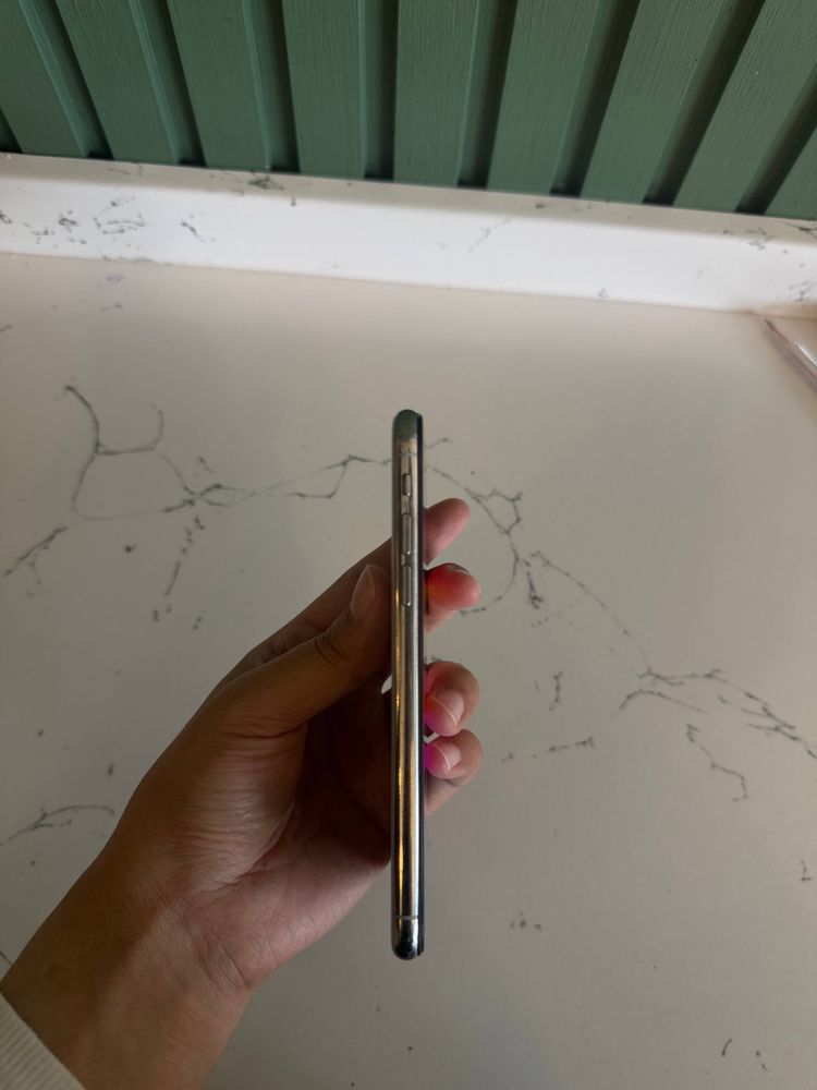 iPhone xs 64 gb