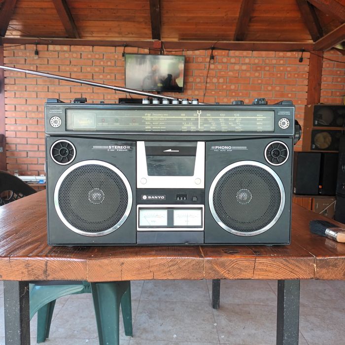 Radiocasetofon Sanyo M4500KE rar