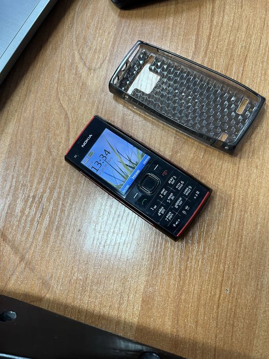 Нокиа Х2 сатамын оргинал заряткасы бар таза новый