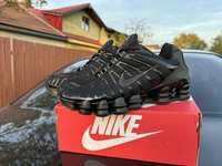 Vand Nike shox black