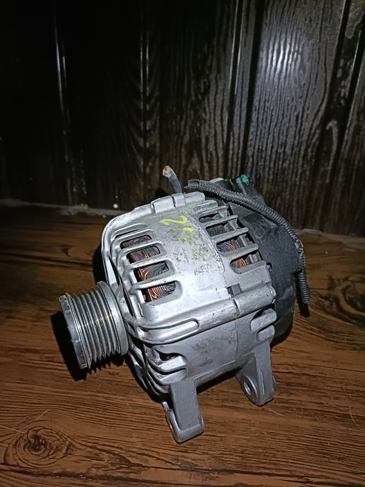 Alternator Peugeot 3008 2 9826574080