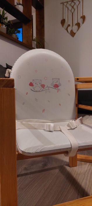 Scaun de masa pentru copii si bebe din lemn masiv 2 in 1- ca Nou
