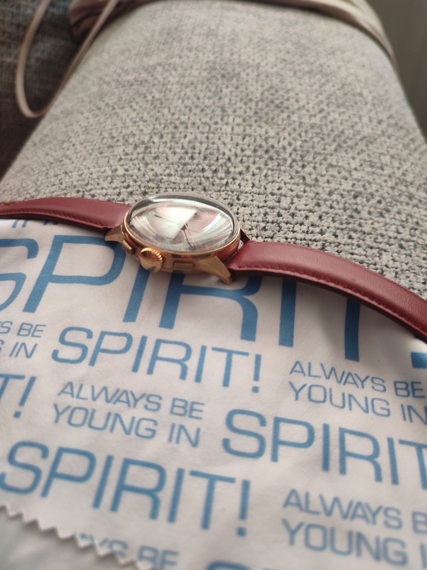 Ceas Chronometer Vintage  18KRose Gold  Swiss  diametru 35 fc .Ediție