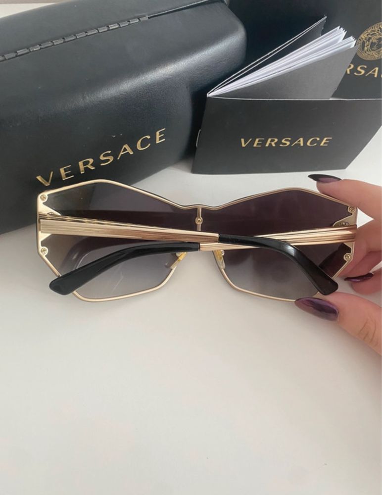 Ochelari de soare Versace