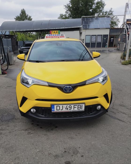 Toyota C-HR 1.8 Hybrid • 2019  • e-CVT • 134.000 km