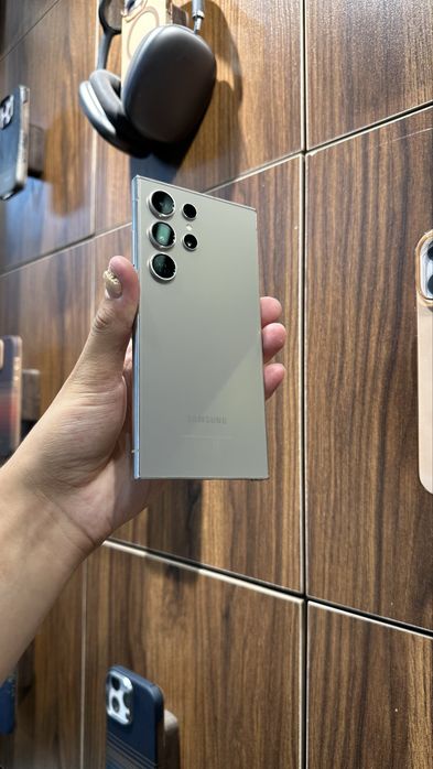 Samsung Ultra s24 12/256