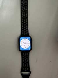 Apple watch SE 2  44 mm