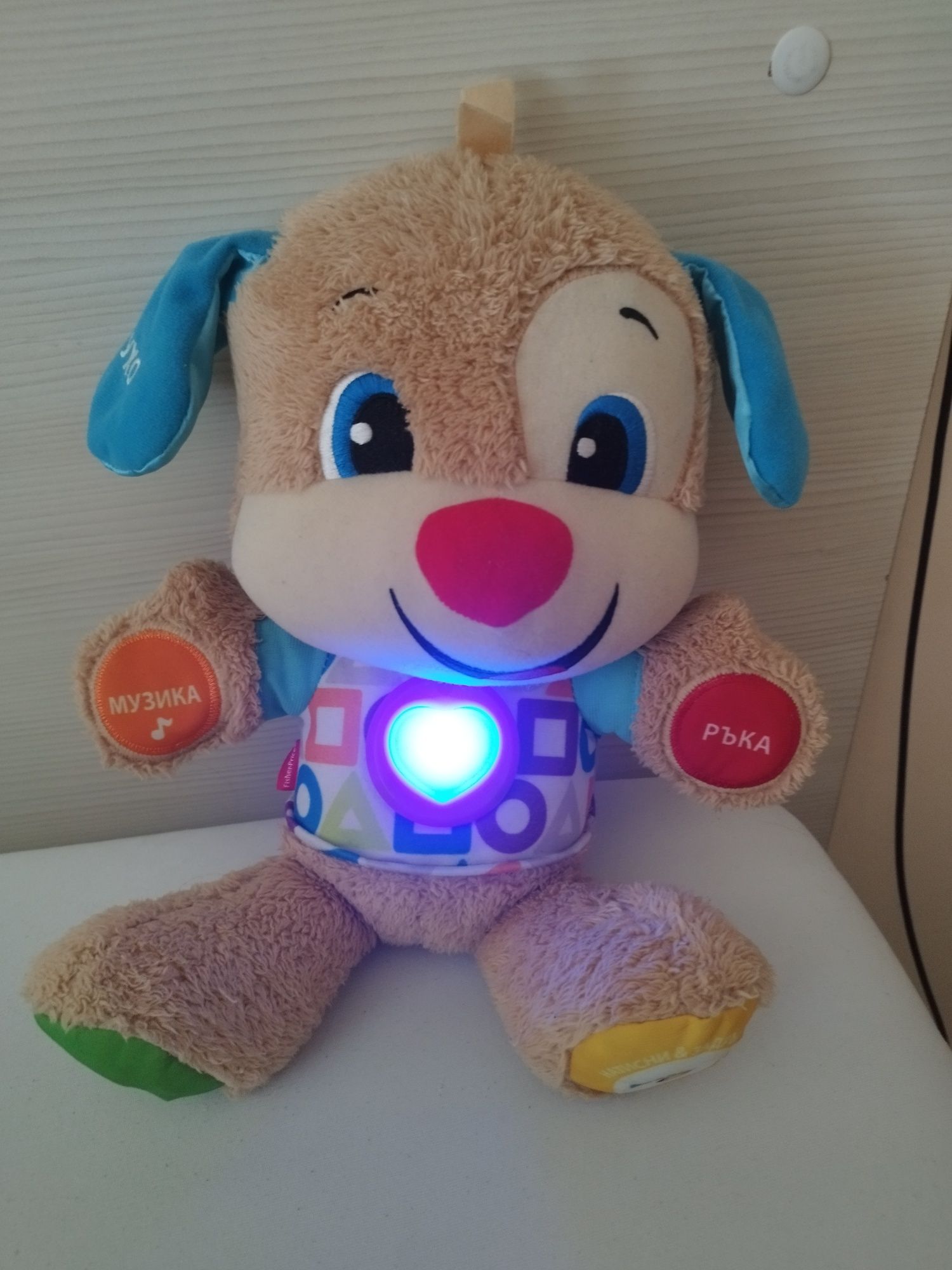 Музикално кученце на Fisher-Price