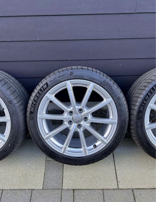 „Оригинални джанти Audi 19” с гуми Michelin Pilot Sport 4“