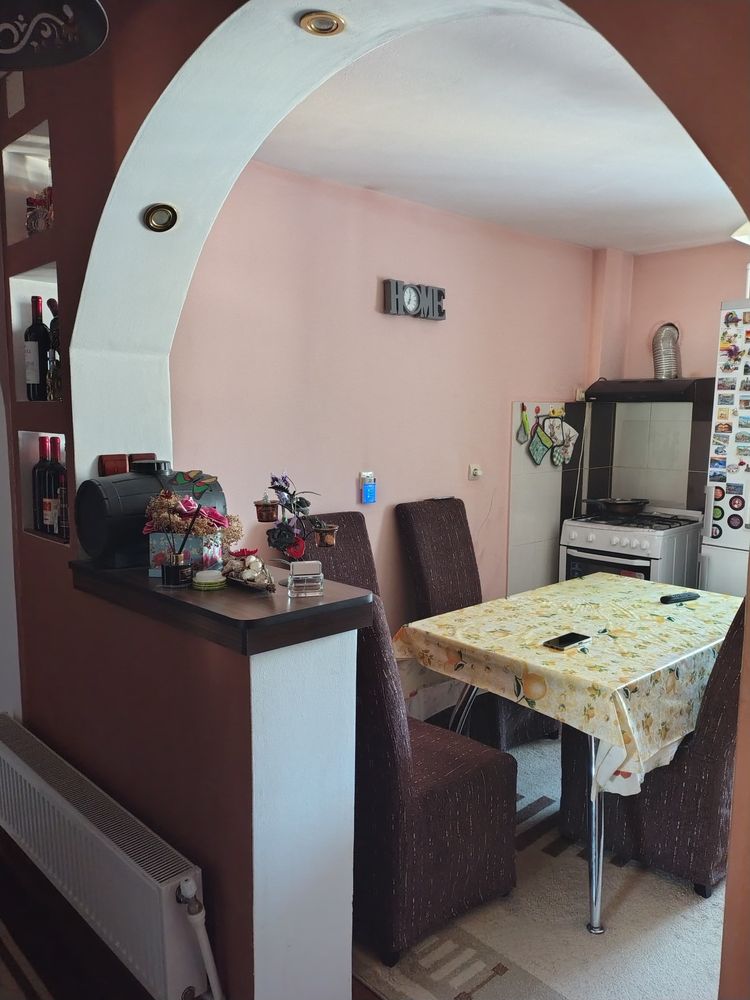 Apartament 2 camere - Targu Carbunesti