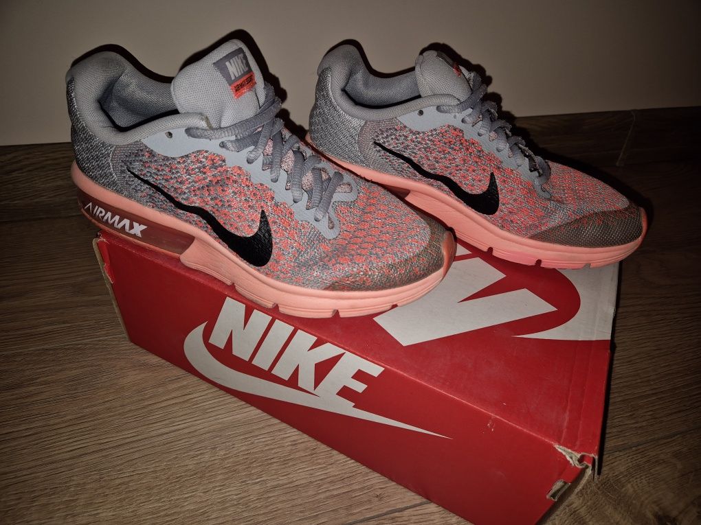 Nike Air Max Sequent 2