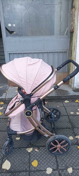 Бебешка количка Moni 2 в 1 - момиче, розова