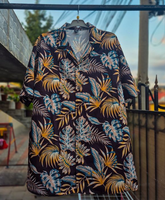 Camasa Hawaiiana XL Noua (nu necesita călcată)