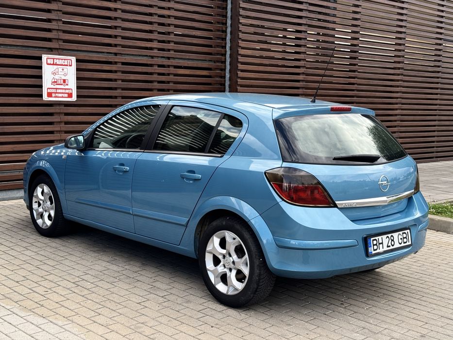 Opel Astra H - 1.4 benzina 2007