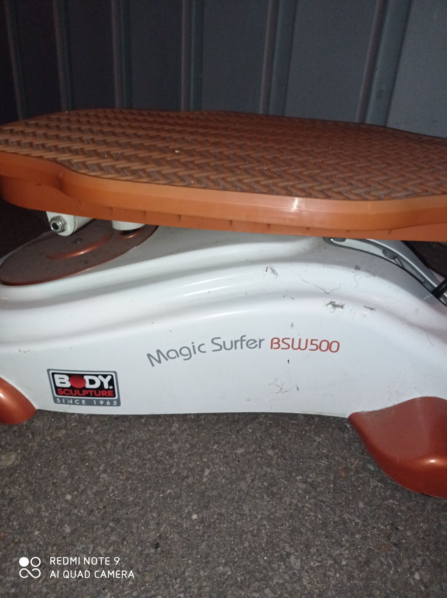 Oferta simulator surf Magic Surfer BSW 500 la 150 lei
