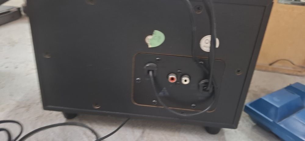 Колоннами гарнитура от lg