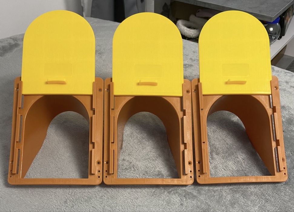 Intrari porumbei cu usa.