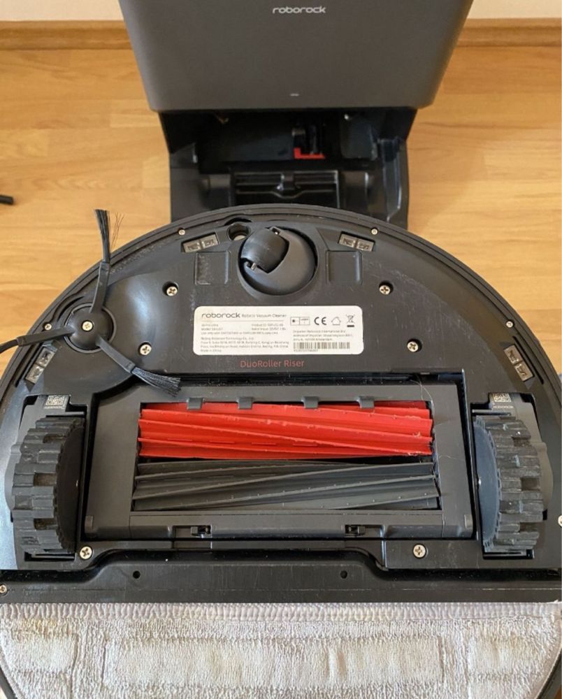 Robot Aspirator Roborock S8 Ultra Pro cu Mop