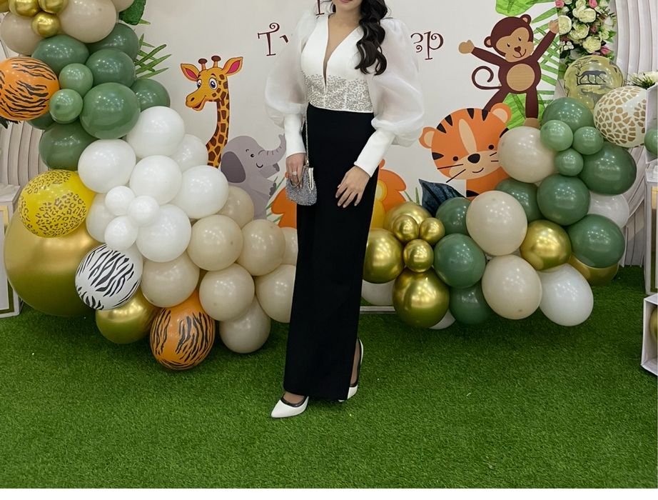 Продается платье размер 42