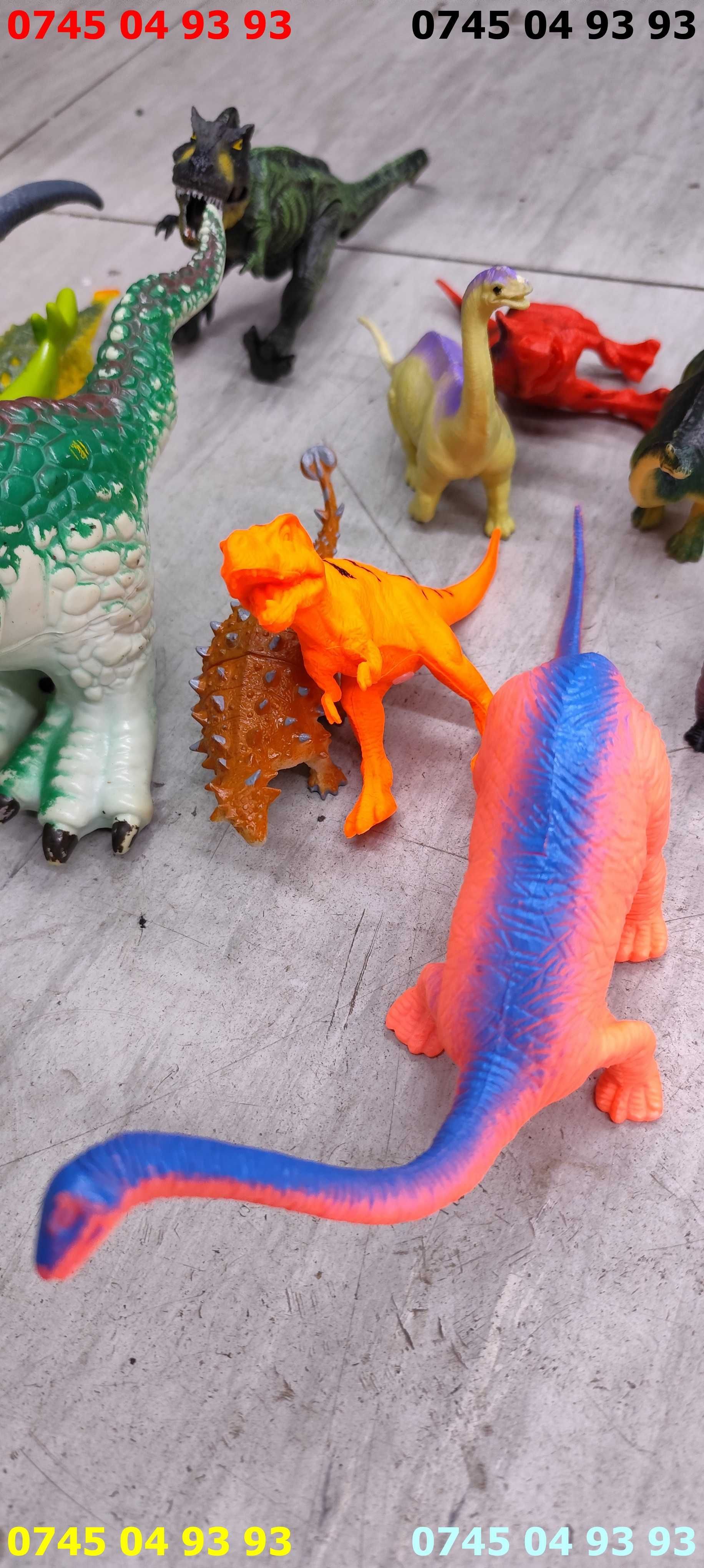 jucarii dinozauri diverse dimensiuni 14 buc pret pe toate