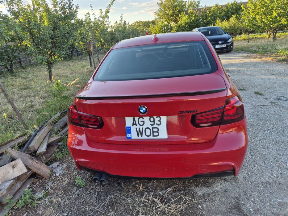 Dezmembrez bmw seria 3 f30 328i