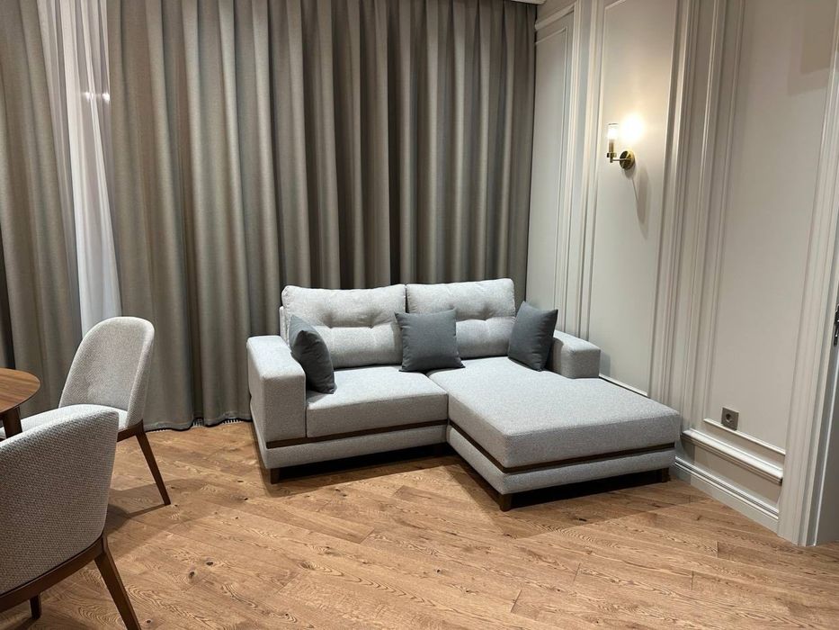 Сдается квартира в Жк Инфинити 4/7/12(120м2)