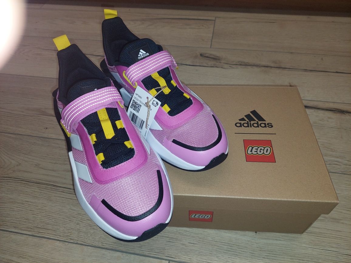 Нови маратонки Adidas Lego Tech Rnr Ch99 - Pink/Blck/Whi