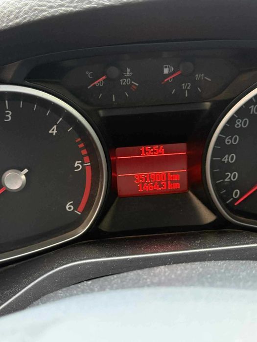 Masina cu numere rosii Ford S Max 2006