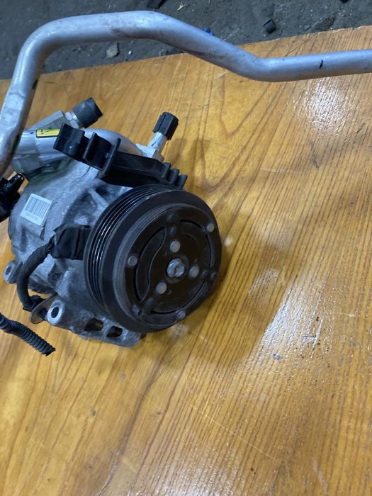 Fuat 500 2011 година 1.2i Компресор Климатик